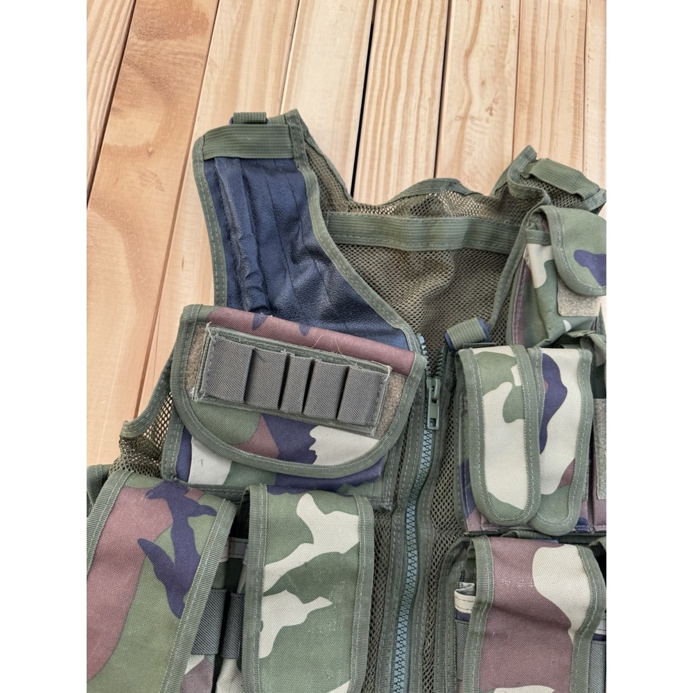 Military Green Tactical Vest - image 6
